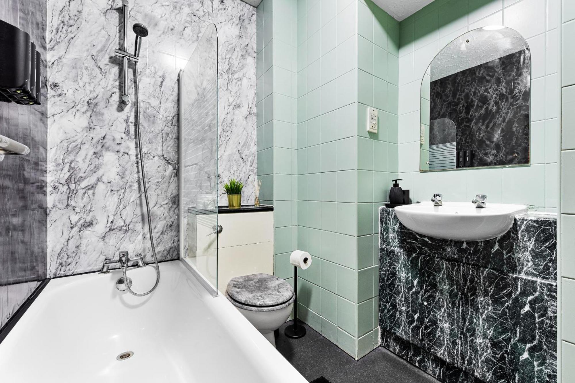 Apartamento Elegant & Cozy Fbs Downtown Flat Londres Exterior foto